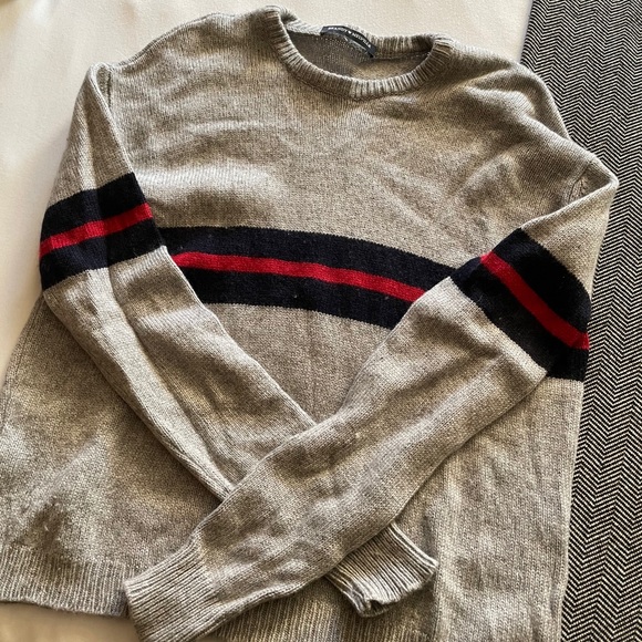 Brandy Melville Striped Sweater - Picture 2 of 5
